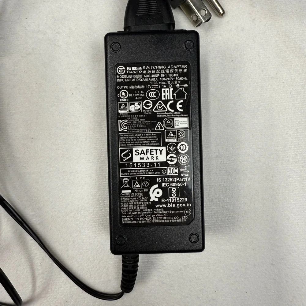 Shenzhen Honor 19V 2.1A AC Adapter ADS-40NP-19-1 19040E Switching Power‎ Supply